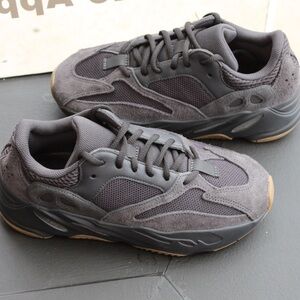 Yeezy Boost 700 “Utility Black”